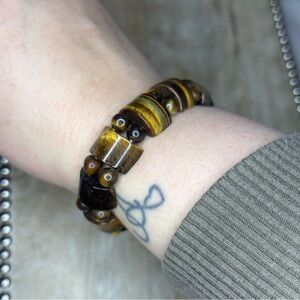 Tigers Eye Square Panel And Round Beaded Stretch Bracelet